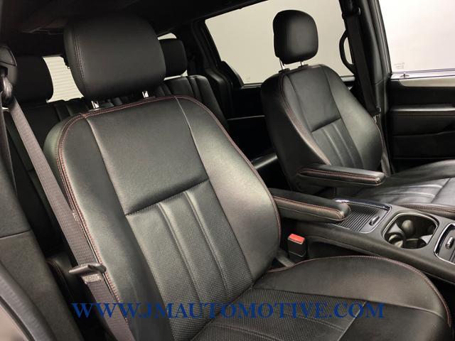 Used Dodge Grand Caravan GT Wagon 2018 | J&M Automotive Sls&Svc LLC. Naugatuck, Connecticut Used Dodge Grand Caravan GT Wagon 2018 | J&M Automotive Sls&Svc LLC. Naugatuck, Connecticut