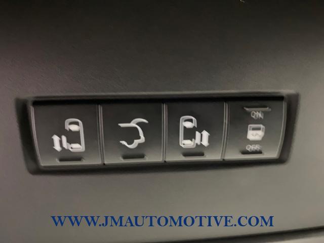 Used Dodge Grand Caravan GT Wagon 2018 | J&M Automotive Sls&Svc LLC. Naugatuck, Connecticut Used Dodge Grand Caravan GT Wagon 2018 | J&M Automotive Sls&Svc LLC. Naugatuck, Connecticut