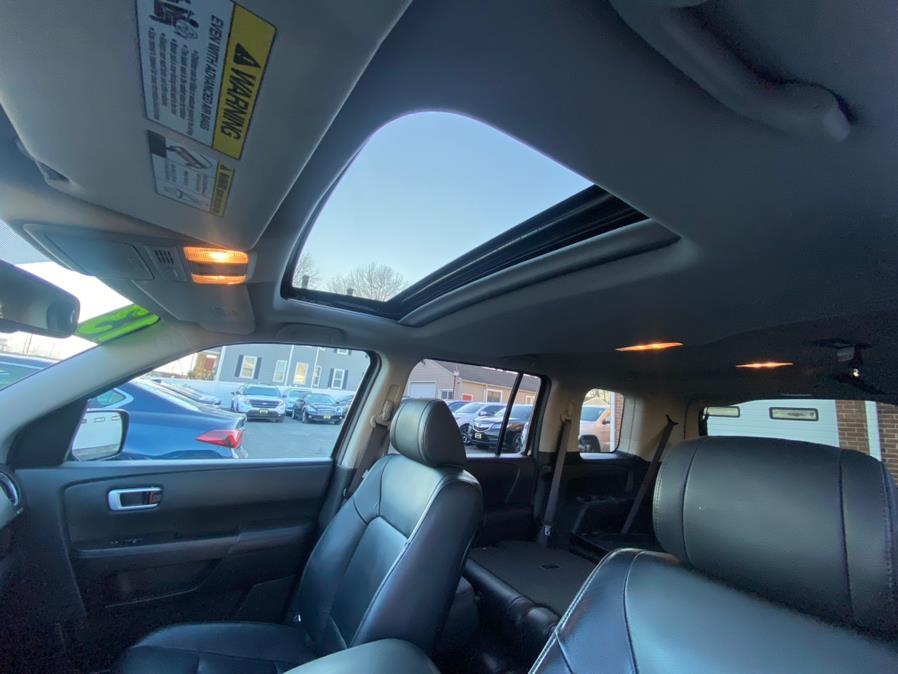 2013 Honda Pilot 4WD 4dr EX-L, available for sale in Hartford, Connecticut | VEB Auto Sales. Hartford, Connecticut 2013 Honda Pilot 4WD 4dr EX-L, available for sale in Hartford, Connecticut | VEB Auto Sales. Hartford, Connecticut