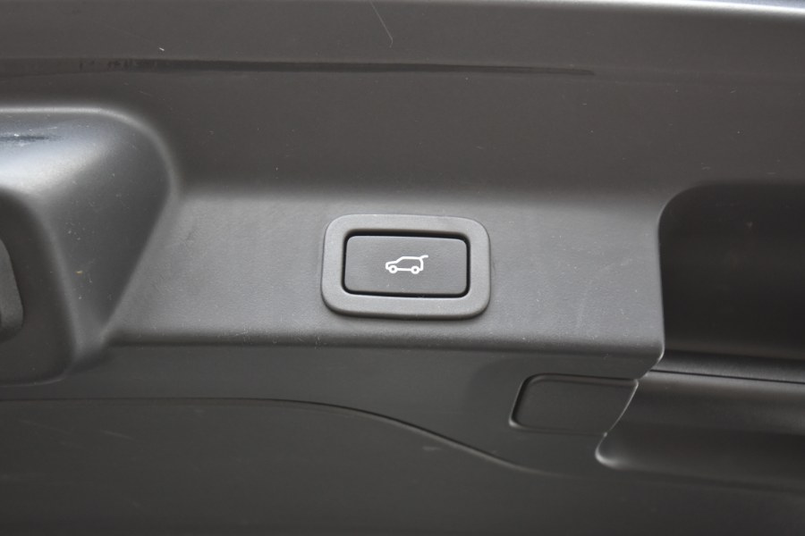 2020 Jaguar F-PACE 30t Prestige AWD, available for sale in Waterbury, Connecticut | Highline Car Connection. Waterbury, Connecticut 2020 Jaguar F-PACE 30t Prestige AWD, available for sale in Waterbury, Connecticut | Highline Car Connection. Waterbury, Connecticut