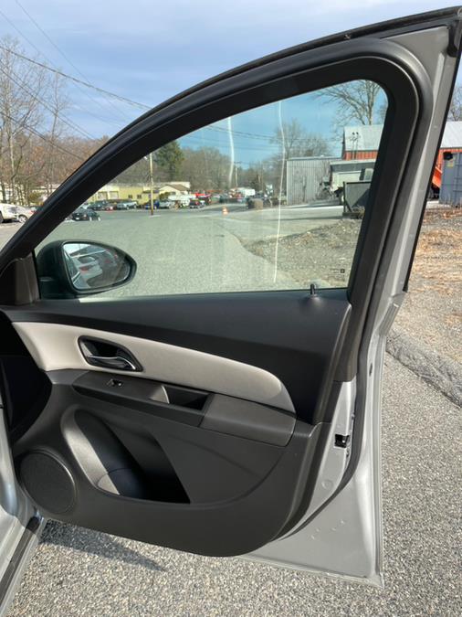 2013 Chevrolet Cruze 4dr Sdn Auto LS, available for sale in Ashland, Massachusetts | New Beginning Auto Service Inc. Ashland, Massachusetts 2013 Chevrolet Cruze 4dr Sdn Auto LS, available for sale in Ashland, Massachusetts | New Beginning Auto Service Inc. Ashland, Massachusetts