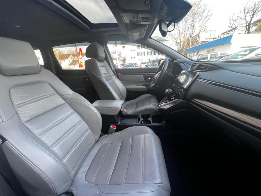 2018 Honda CR-V Touring AWD, available for sale in Worcester, Massachusetts | Sophia's Auto Sales Inc. Worcester, Massachusetts 2018 Honda CR-V Touring AWD, available for sale in Worcester, Massachusetts | Sophia's Auto Sales Inc. Worcester, Massachusetts