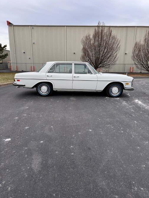 1972 Mercedes-Benz 280SEL 122" WB Tradesman, available for sale in Medford, Massachusetts | A-Tech. Medford, Massachusetts 1972 Mercedes-Benz 280SEL 122" WB Tradesman, available for sale in Medford, Massachusetts | A-Tech. Medford, Massachusetts