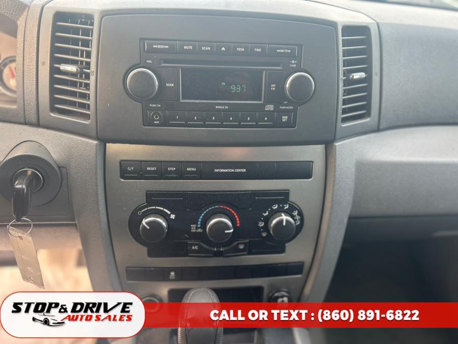 2006 Jeep Grand Cherokee 4dr Laredo 4WD, available for sale in East Windsor, Connecticut | Stop & Drive Auto Sales. East Windsor, Connecticut 2006 Jeep Grand Cherokee 4dr Laredo 4WD, available for sale in East Windsor, Connecticut | Stop & Drive Auto Sales. East Windsor, Connecticut
