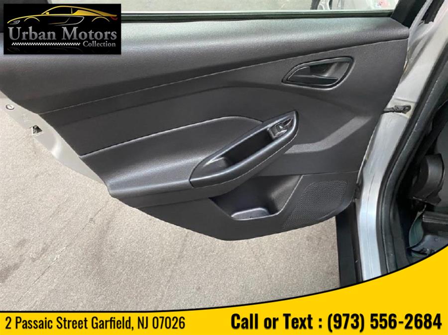 2012 Ford Focus SE, available for sale in Garfield, New Jersey | Urban Motors Collection. Garfield, New Jersey 2012 Ford Focus SE, available for sale in Garfield, New Jersey | Urban Motors Collection. Garfield, New Jersey