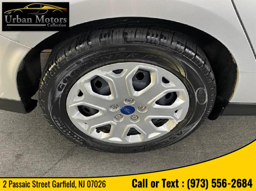 2012 Ford Focus SE, available for sale in Garfield, New Jersey | Urban Motors Collection. Garfield, New Jersey 2012 Ford Focus SE, available for sale in Garfield, New Jersey | Urban Motors Collection. Garfield, New Jersey
