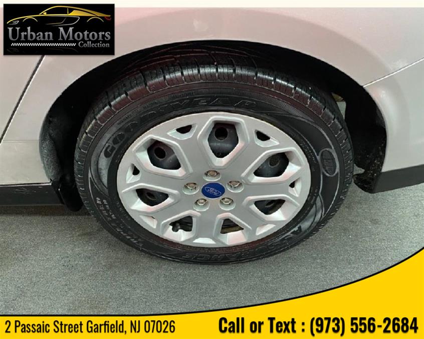 2012 Ford Focus SE, available for sale in Garfield, New Jersey | Urban Motors Collection. Garfield, New Jersey 2012 Ford Focus SE, available for sale in Garfield, New Jersey | Urban Motors Collection. Garfield, New Jersey