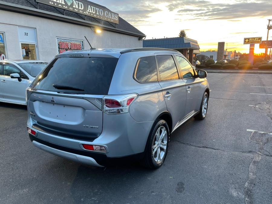 2015 Mitsubishi Outlander 2WD 4dr SE, available for sale in Vernon, Connecticut | Diamond Auto Cars LLC. Vernon, Connecticut 2015 Mitsubishi Outlander 2WD 4dr SE, available for sale in Vernon, Connecticut | Diamond Auto Cars LLC. Vernon, Connecticut