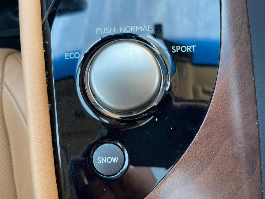 2014 Lexus GS 350 4dr Sdn AWD, available for sale in Irvington, New Jersey | Elis Motors Corp. Irvington, New Jersey 2014 Lexus GS 350 4dr Sdn AWD, available for sale in Irvington, New Jersey | Elis Motors Corp. Irvington, New Jersey