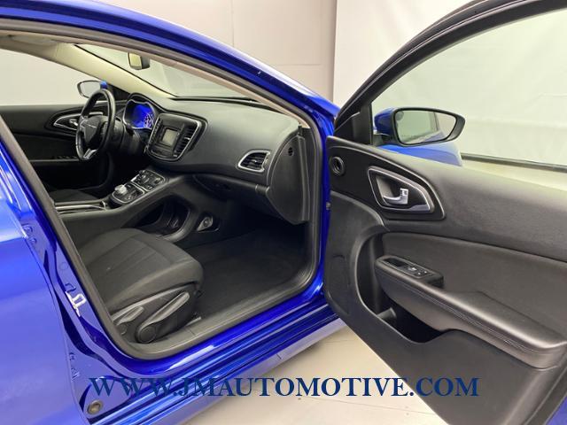 2015 Chrysler 200 4dr Sdn Limited FWD, available for sale in Naugatuck, Connecticut | J&M Automotive Sls&Svc LLC. Naugatuck, Connecticut 2015 Chrysler 200 4dr Sdn Limited FWD, available for sale in Naugatuck, Connecticut | J&M Automotive Sls&Svc LLC. Naugatuck, Connecticut