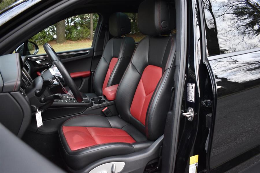 Used Porsche Macan Base AWD 4dr SUV 2018 | Camy Cars. Great Neck, New York Used Porsche Macan Base AWD 4dr SUV 2018 | Camy Cars. Great Neck, New York