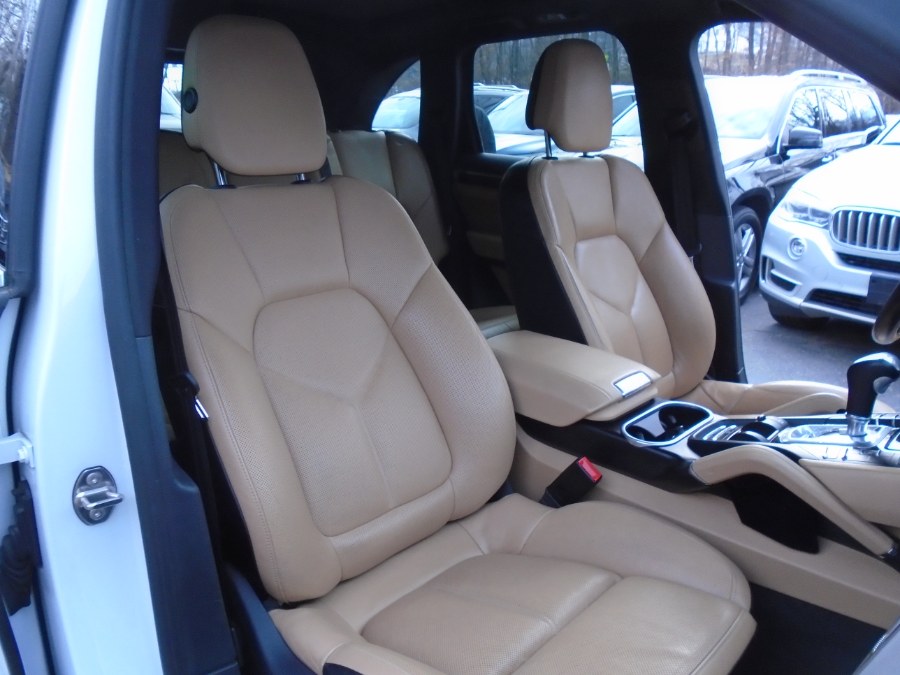 2015 Porsche Cayenne AWD 4dr S, available for sale in Waterbury, Connecticut | Jim Juliani Motors. Waterbury, Connecticut 2015 Porsche Cayenne AWD 4dr S, available for sale in Waterbury, Connecticut | Jim Juliani Motors. Waterbury, Connecticut