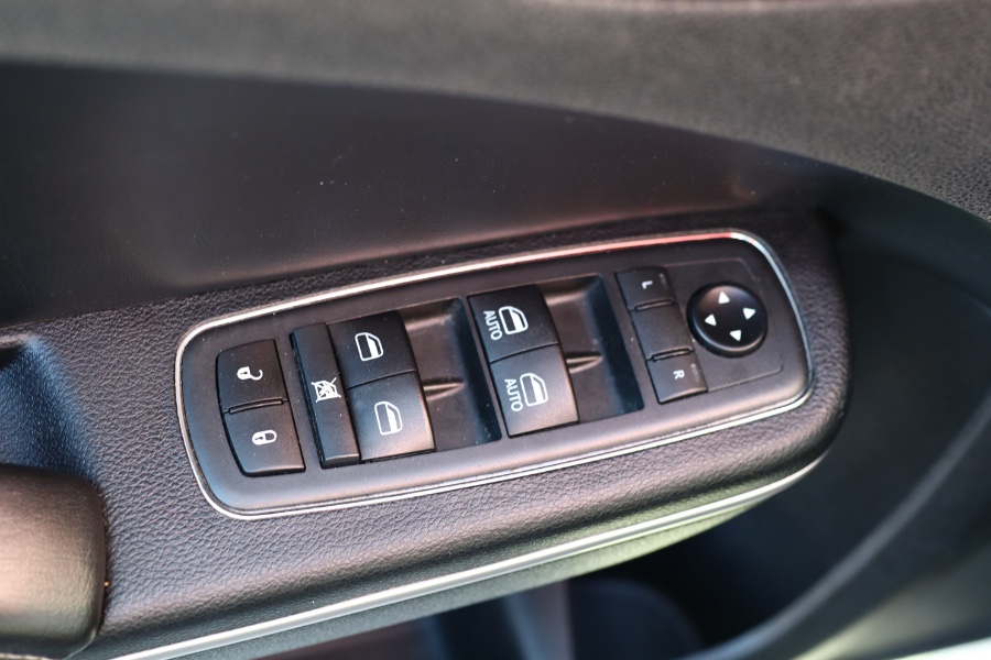 Used Dodge Charger SXT RWD 2020 | Hillside Auto Mall Inc.. Jamaica, New York Used Dodge Charger SXT RWD 2020 | Hillside Auto Mall Inc.. Jamaica, New York