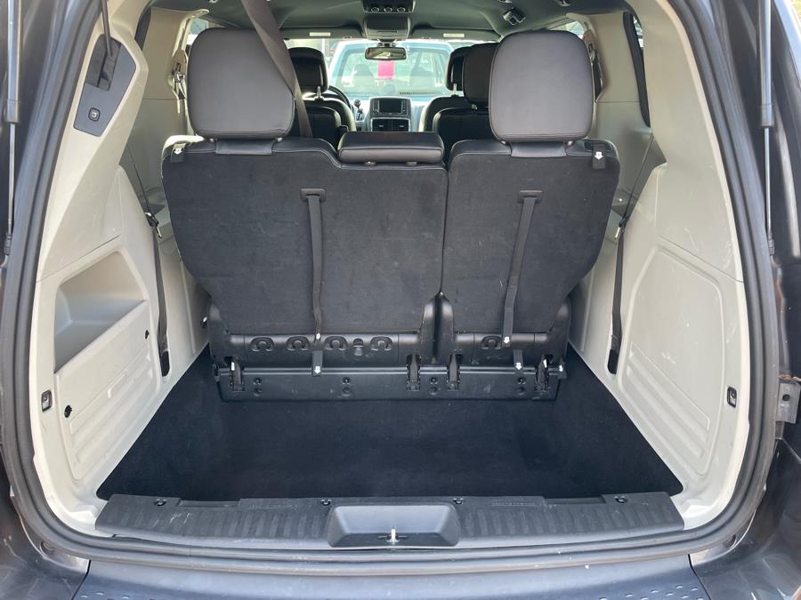 2019 Dodge Grand Caravan SXT Wagon, available for sale in Agawam, Massachusetts | Malkoon Motors. Agawam, Massachusetts 2019 Dodge Grand Caravan SXT Wagon, available for sale in Agawam, Massachusetts | Malkoon Motors. Agawam, Massachusetts