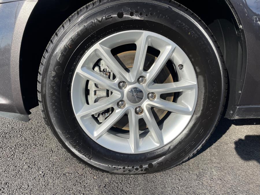 2019 Dodge Grand Caravan SXT Wagon, available for sale in Agawam, Massachusetts | Malkoon Motors. Agawam, Massachusetts 2019 Dodge Grand Caravan SXT Wagon, available for sale in Agawam, Massachusetts | Malkoon Motors. Agawam, Massachusetts