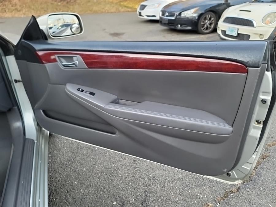 2004 Toyota Camry Solara 2dr Conv SLE V6 Auto (Natl), available for sale in West Haven, Connecticut | Auto Fair Inc.. West Haven, Connecticut 2004 Toyota Camry Solara 2dr Conv SLE V6 Auto (Natl), available for sale in West Haven, Connecticut | Auto Fair Inc.. West Haven, Connecticut