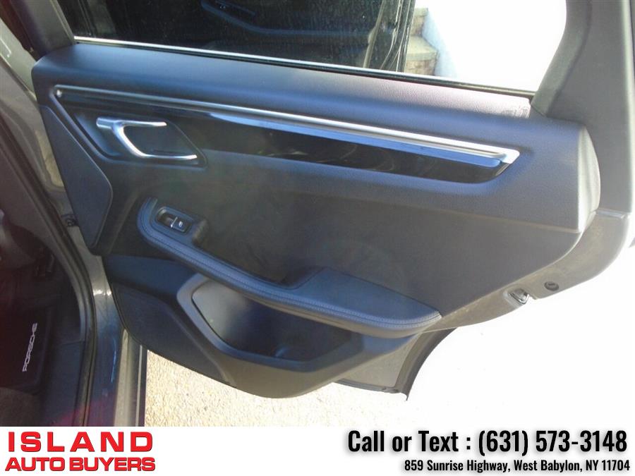 2016 Porsche Macan S AWD 4dr SUV, available for sale in West Babylon, New York | Island Auto Buyers. West Babylon, New York 2016 Porsche Macan S AWD 4dr SUV, available for sale in West Babylon, New York | Island Auto Buyers. West Babylon, New York