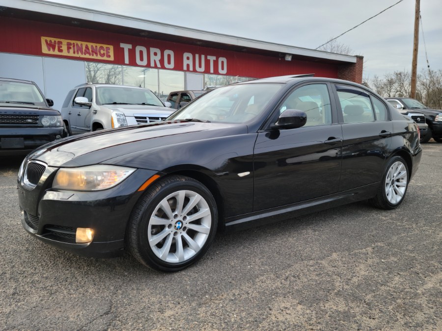 2011 BMW 3 Series 4dr Sdn 328i xDrive AWD SULEV, available for sale in East Windsor, Connecticut | Toro Auto. East Windsor, Connecticut