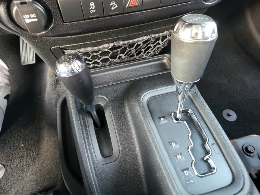2015 Jeep Wrangler Unlimited 4WD 4dr Sport, available for sale in Hartford, Connecticut | Lex Autos LLC. Hartford, Connecticut 2015 Jeep Wrangler Unlimited 4WD 4dr Sport, available for sale in Hartford, Connecticut | Lex Autos LLC. Hartford, Connecticut