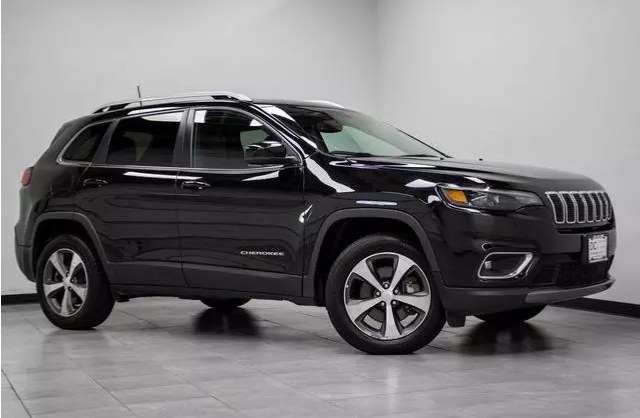 2020 Jeep Cherokee Limited 4x4, available for sale in Syosset, New York | Gold Coast Motors of Syosset. Syosset, New York