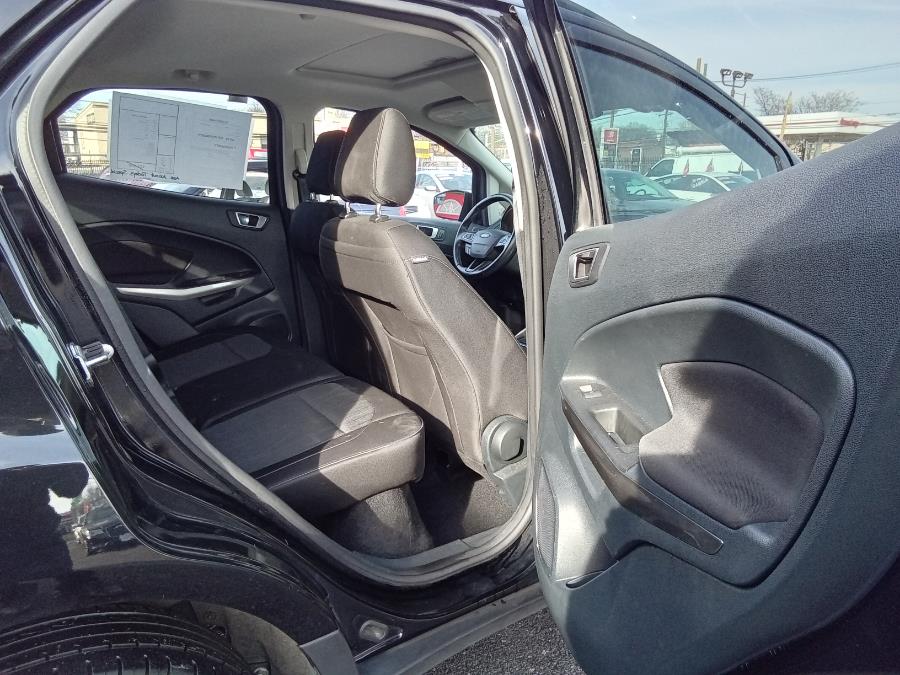 2018 Ford EcoSport SE FWD, available for sale in Irvington, New Jersey | NJ Used Cars Center. Irvington, New Jersey 2018 Ford EcoSport SE FWD, available for sale in Irvington, New Jersey | NJ Used Cars Center. Irvington, New Jersey