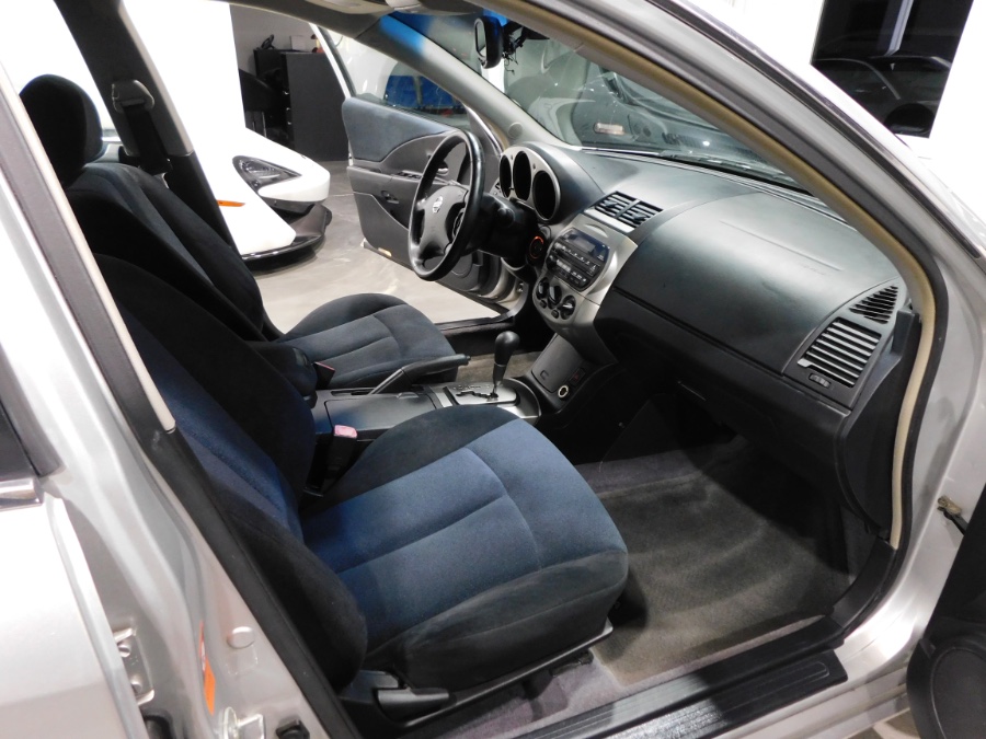 2004 Nissan Altima 4dr Sdn 2.5 S Auto, available for sale in Lodi, New Jersey | Auto Gallery. Lodi, New Jersey 2004 Nissan Altima 4dr Sdn 2.5 S Auto, available for sale in Lodi, New Jersey | Auto Gallery. Lodi, New Jersey
