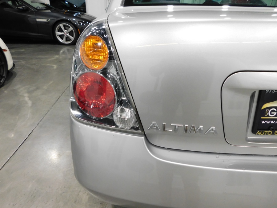 2004 Nissan Altima 4dr Sdn 2.5 S Auto, available for sale in Lodi, New Jersey | Auto Gallery. Lodi, New Jersey 2004 Nissan Altima 4dr Sdn 2.5 S Auto, available for sale in Lodi, New Jersey | Auto Gallery. Lodi, New Jersey