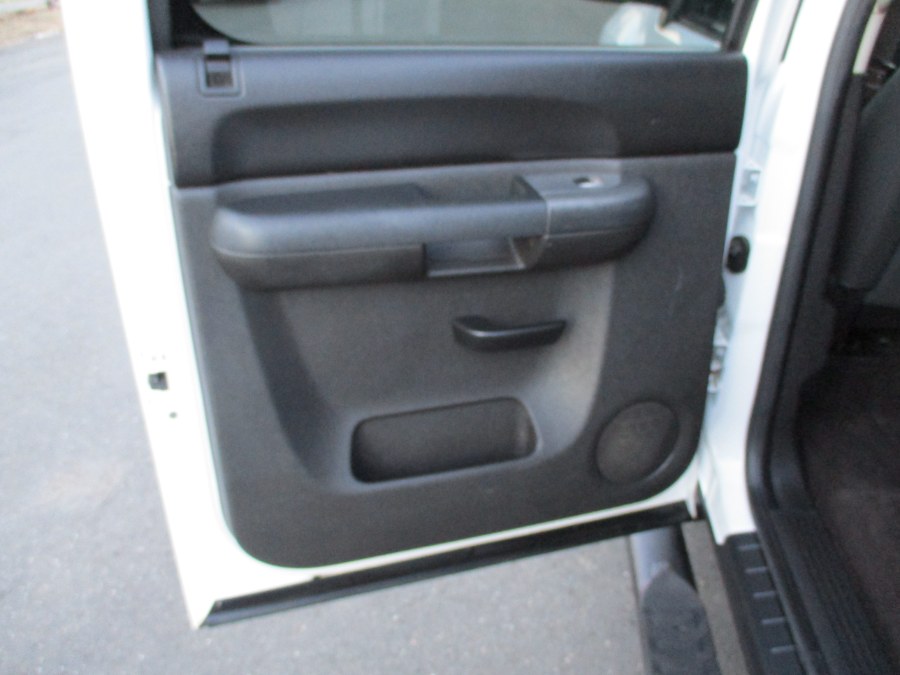 2013 Chevrolet Silverado 1500 4WD Crew Cab 143.5" LT, available for sale in Suffield, Connecticut | Suffield Auto Sales. Suffield, Connecticut 2013 Chevrolet Silverado 1500 4WD Crew Cab 143.5" LT, available for sale in Suffield, Connecticut | Suffield Auto Sales. Suffield, Connecticut