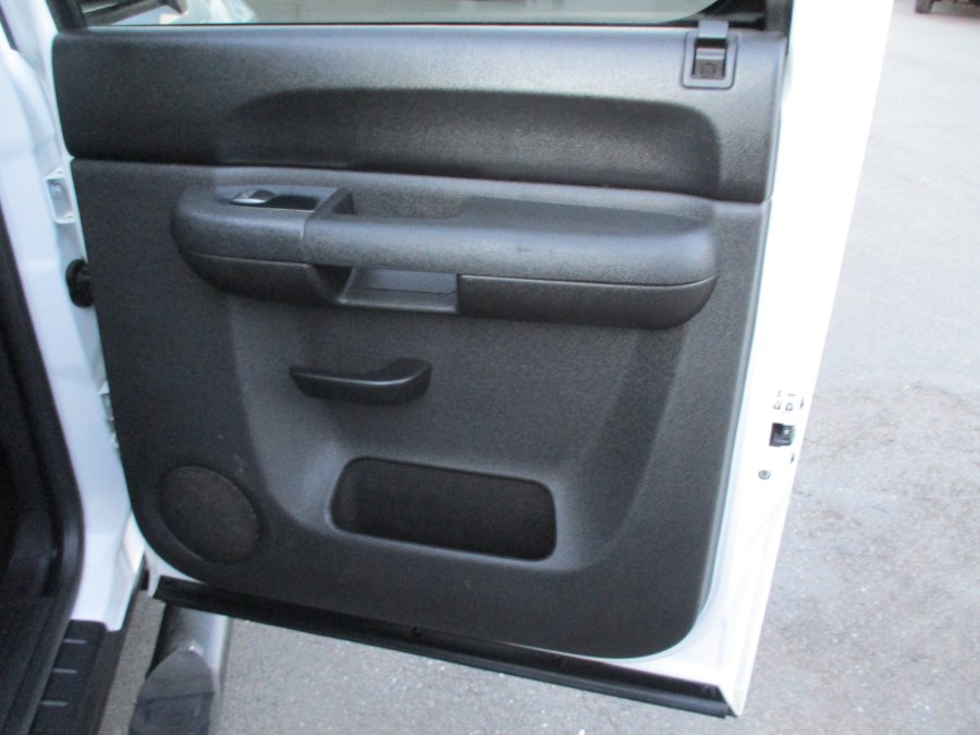 2013 Chevrolet Silverado 1500 4WD Crew Cab 143.5" LT, available for sale in Suffield, Connecticut | Suffield Auto Sales. Suffield, Connecticut 2013 Chevrolet Silverado 1500 4WD Crew Cab 143.5" LT, available for sale in Suffield, Connecticut | Suffield Auto Sales. Suffield, Connecticut
