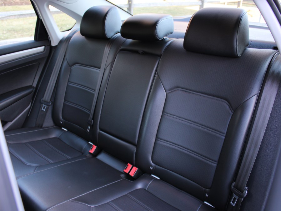 2021 Volkswagen Passat 2.0T SE, available for sale in Great Neck, New York | Auto Expo Ent Inc.. Great Neck, New York 2021 Volkswagen Passat 2.0T SE, available for sale in Great Neck, New York | Auto Expo Ent Inc.. Great Neck, New York