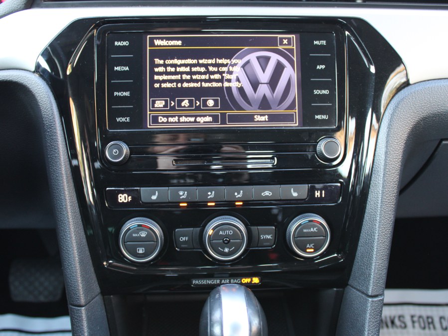 2021 Volkswagen Passat 2.0T SE, available for sale in Great Neck, New York | Auto Expo Ent Inc.. Great Neck, New York 2021 Volkswagen Passat 2.0T SE, available for sale in Great Neck, New York | Auto Expo Ent Inc.. Great Neck, New York