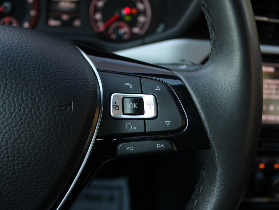 2021 Volkswagen Passat 2.0T SE, available for sale in Great Neck, New York | Auto Expo Ent Inc.. Great Neck, New York 2021 Volkswagen Passat 2.0T SE, available for sale in Great Neck, New York | Auto Expo Ent Inc.. Great Neck, New York