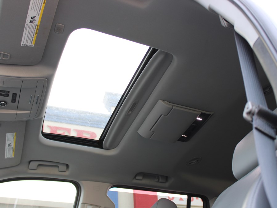 2020 Chevrolet Suburban LT, available for sale in Great Neck, New York | Auto Expo Ent Inc.. Great Neck, New York 2020 Chevrolet Suburban LT, available for sale in Great Neck, New York | Auto Expo Ent Inc.. Great Neck, New York