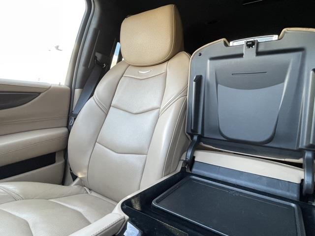 2019 Cadillac Escalade Platinum Edition, available for sale in Brookfield, Connecticut | Blasius Federal Road. Brookfield, Connecticut 2019 Cadillac Escalade Platinum Edition, available for sale in Brookfield, Connecticut | Blasius Federal Road. Brookfield, Connecticut