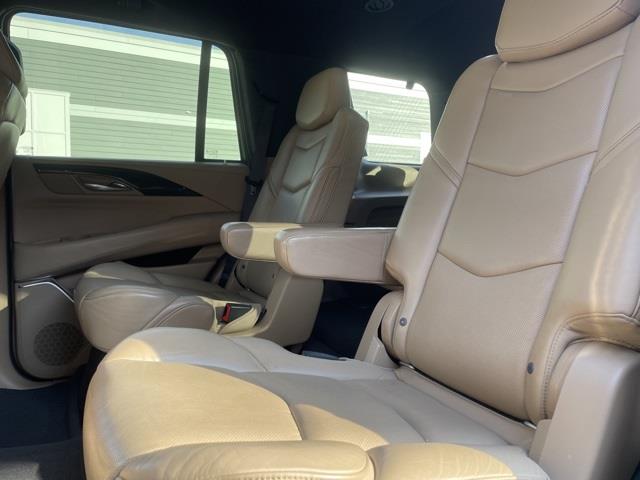 2019 Cadillac Escalade Platinum Edition, available for sale in Brookfield, Connecticut | Blasius Federal Road. Brookfield, Connecticut 2019 Cadillac Escalade Platinum Edition, available for sale in Brookfield, Connecticut | Blasius Federal Road. Brookfield, Connecticut