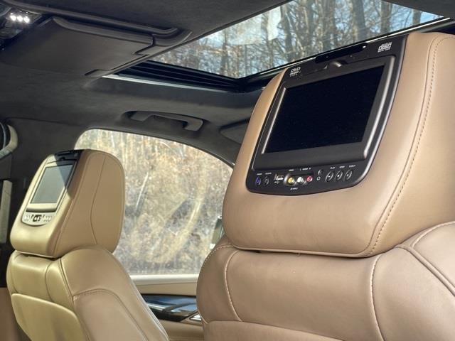 2019 Cadillac Escalade Platinum Edition, available for sale in Brookfield, Connecticut | Blasius Federal Road. Brookfield, Connecticut 2019 Cadillac Escalade Platinum Edition, available for sale in Brookfield, Connecticut | Blasius Federal Road. Brookfield, Connecticut