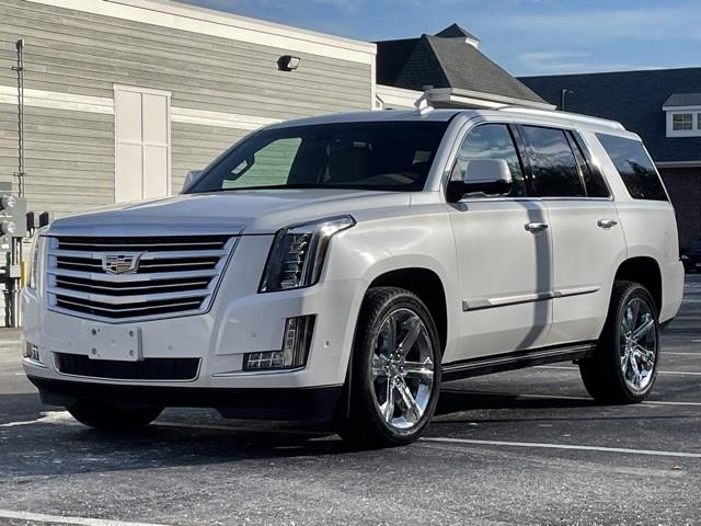 2019 Cadillac Escalade Platinum Edition, available for sale in Brookfield, Connecticut | Blasius Federal Road. Brookfield, Connecticut 2019 Cadillac Escalade Platinum Edition, available for sale in Brookfield, Connecticut | Blasius Federal Road. Brookfield, Connecticut