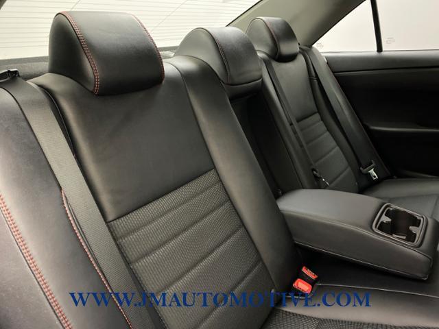 2016 Toyota Camry 4dr Sdn I4 Auto SE, available for sale in Naugatuck, Connecticut | J&M Automotive Sls&Svc LLC. Naugatuck, Connecticut 2016 Toyota Camry 4dr Sdn I4 Auto SE, available for sale in Naugatuck, Connecticut | J&M Automotive Sls&Svc LLC. Naugatuck, Connecticut
