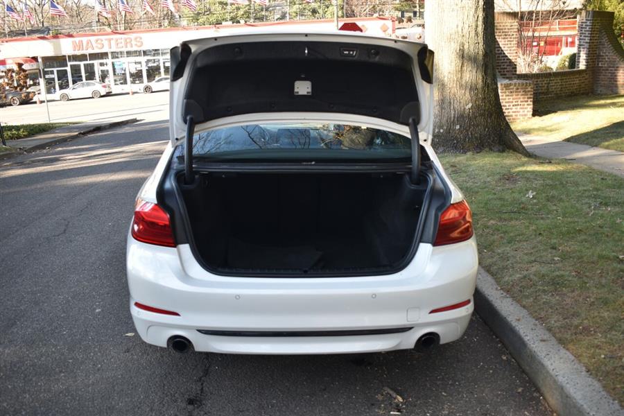 2019 BMW 5 Series 530i xDrive AWD 4dr Sedan, available for sale in Great Neck, New York | Camy Cars. Great Neck, New York 2019 BMW 5 Series 530i xDrive AWD 4dr Sedan, available for sale in Great Neck, New York | Camy Cars. Great Neck, New York