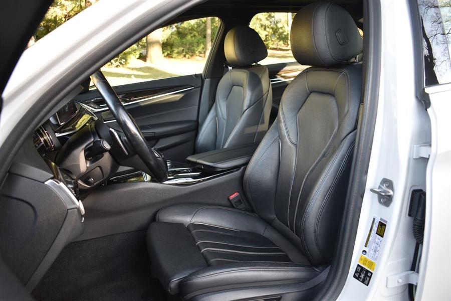 2019 BMW 5 Series 530i xDrive AWD 4dr Sedan, available for sale in Great Neck, New York | Camy Cars. Great Neck, New York 2019 BMW 5 Series 530i xDrive AWD 4dr Sedan, available for sale in Great Neck, New York | Camy Cars. Great Neck, New York