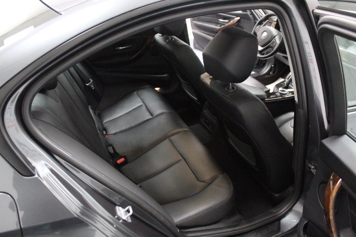 Used BMW 3 Series 4dr Sdn 328i xDrive AWD 2014 | New England Auto Sales LLC. Plainville, Connecticut Used BMW 3 Series 4dr Sdn 328i xDrive AWD 2014 | New England Auto Sales LLC. Plainville, Connecticut