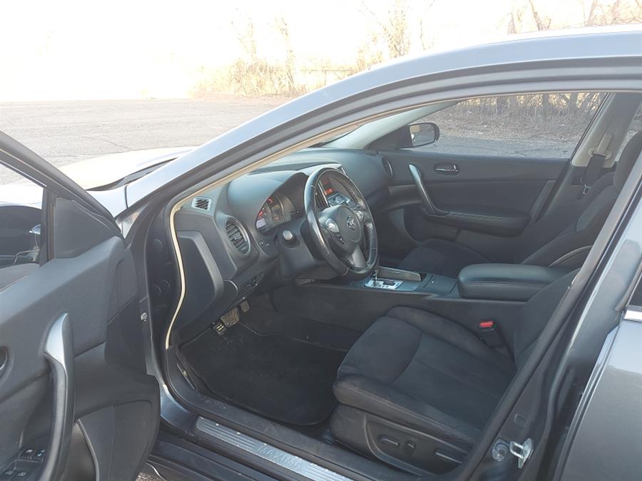 2012 Nissan Maxima 4dr Sdn V6 CVT 3.5 SV w/Sport Pkg, available for sale in West Hartford, Connecticut | Chadrad Motors llc. West Hartford, Connecticut 2012 Nissan Maxima 4dr Sdn V6 CVT 3.5 SV w/Sport Pkg, available for sale in West Hartford, Connecticut | Chadrad Motors llc. West Hartford, Connecticut