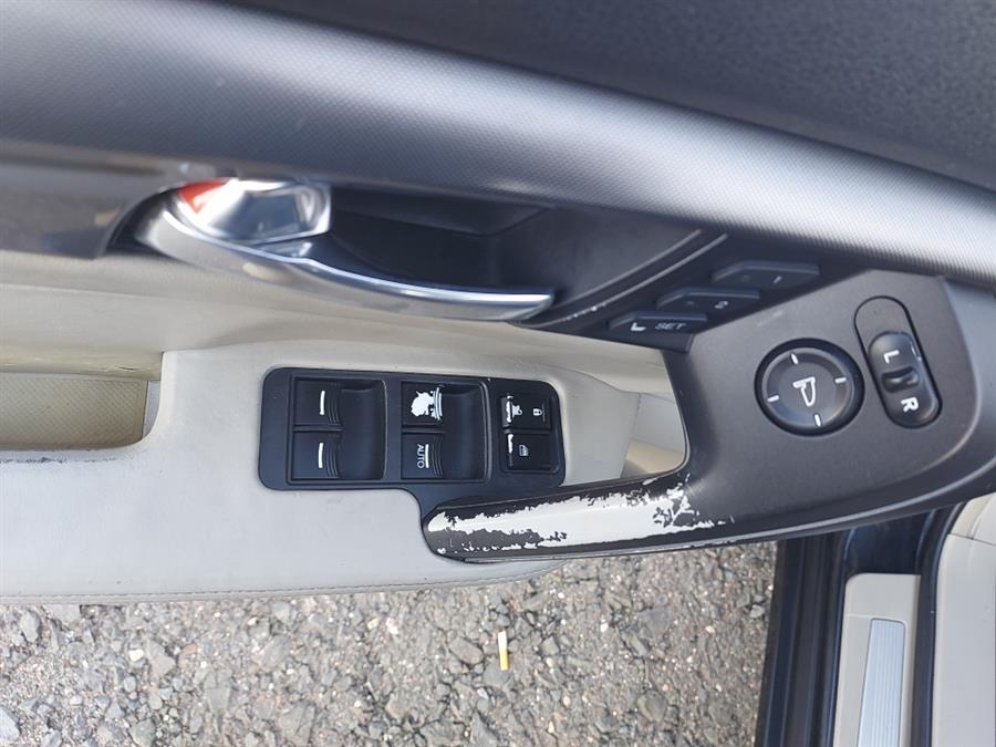 2012 Acura TL 4dr Sdn Auto 2WD Tech, available for sale in West Hartford, Connecticut | Chadrad Motors llc. West Hartford, Connecticut 2012 Acura TL 4dr Sdn Auto 2WD Tech, available for sale in West Hartford, Connecticut | Chadrad Motors llc. West Hartford, Connecticut