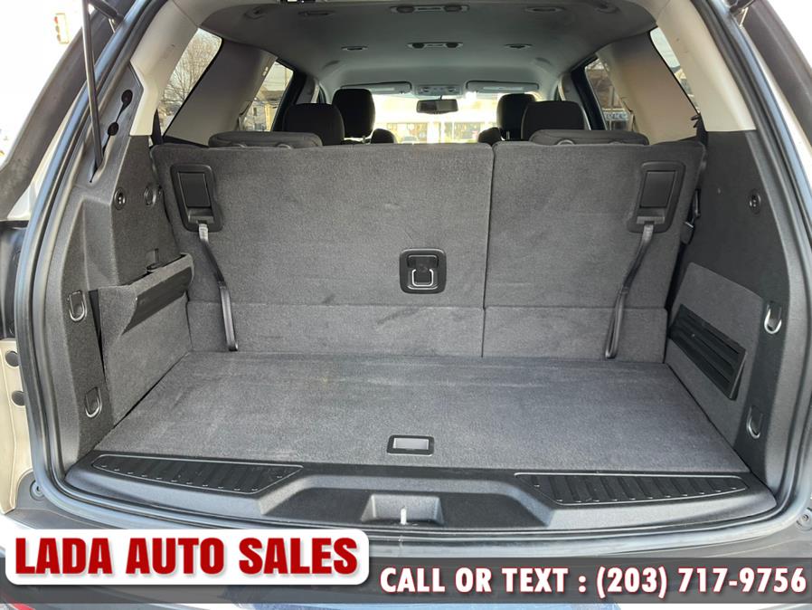 2010 GMC Acadia AWD 4dr SLE, available for sale in Bridgeport, Connecticut | Lada Auto Sales. Bridgeport, Connecticut 2010 GMC Acadia AWD 4dr SLE, available for sale in Bridgeport, Connecticut | Lada Auto Sales. Bridgeport, Connecticut
