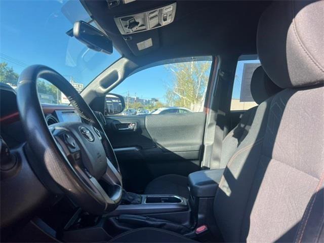 2016 Toyota Tacoma TRD Off-Road, available for sale in Stratford, Connecticut | Wiz Leasing Inc. Stratford, Connecticut 2016 Toyota Tacoma TRD Off-Road, available for sale in Stratford, Connecticut | Wiz Leasing Inc. Stratford, Connecticut