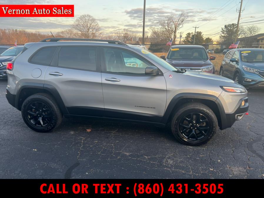 2015 Jeep Cherokee 4WD 4dr Trailhawk, available for sale in Manchester, Connecticut | Vernon Auto Sale & Service. Manchester, Connecticut 2015 Jeep Cherokee 4WD 4dr Trailhawk, available for sale in Manchester, Connecticut | Vernon Auto Sale & Service. Manchester, Connecticut