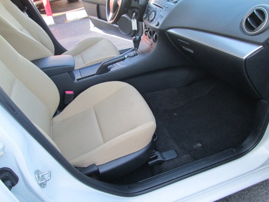 2012 Mazda Mazda3 5dr HB Auto i Touring, available for sale in Levittown, Pennsylvania | Levittown Auto. Levittown, Pennsylvania 2012 Mazda Mazda3 5dr HB Auto i Touring, available for sale in Levittown, Pennsylvania | Levittown Auto. Levittown, Pennsylvania