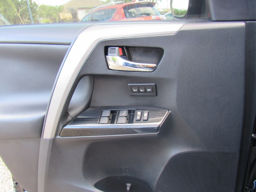 2017 Toyota RAV4 Limited AWD (Natl), available for sale in San Francisco de Macoris Rd, Dominican Republic | Hilario Auto Import. San Francisco de Macoris Rd, Dominican Republic 2017 Toyota RAV4 Limited AWD (Natl), available for sale in San Francisco de Macoris Rd, Dominican Republic | Hilario Auto Import. San Francisco de Macoris Rd, Dominican Republic