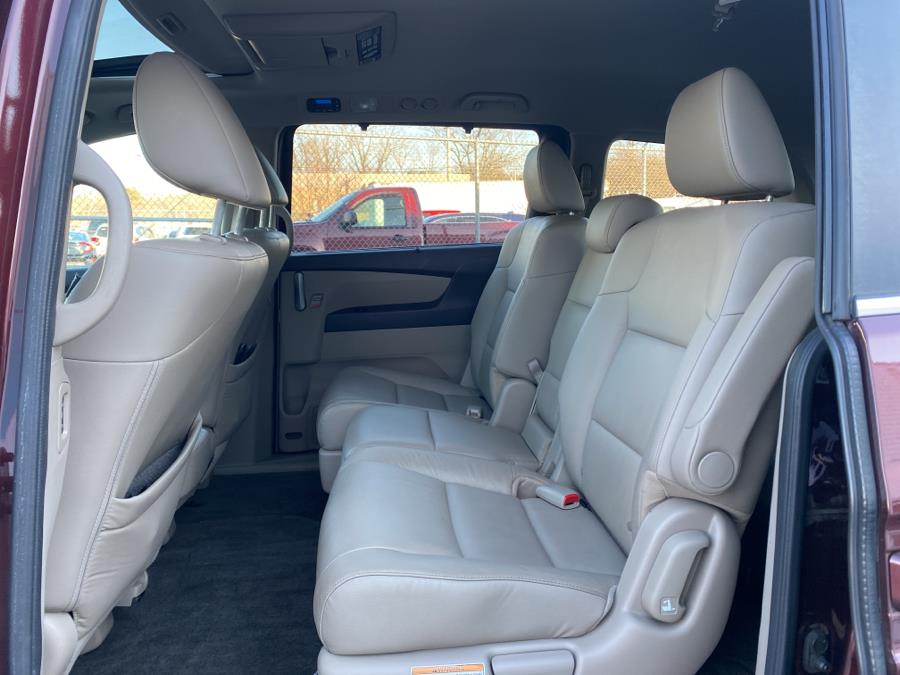 2013 Honda Odyssey 5dr EX-L, available for sale in Milford, Connecticut | Dealertown Auto Wholesalers. Milford, Connecticut 2013 Honda Odyssey 5dr EX-L, available for sale in Milford, Connecticut | Dealertown Auto Wholesalers. Milford, Connecticut