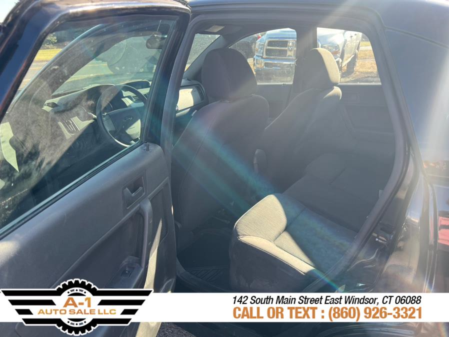 2010 Ford Focus 4dr Sdn SE, available for sale in East Windsor, Connecticut | A1 Auto Sale LLC. East Windsor, Connecticut 2010 Ford Focus 4dr Sdn SE, available for sale in East Windsor, Connecticut | A1 Auto Sale LLC. East Windsor, Connecticut
